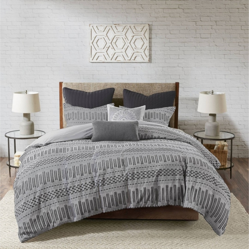 Ink+Ivy NWT Full/Queen Rhea Cotton Jacquard Clipped Stripe Duvet Cover Set